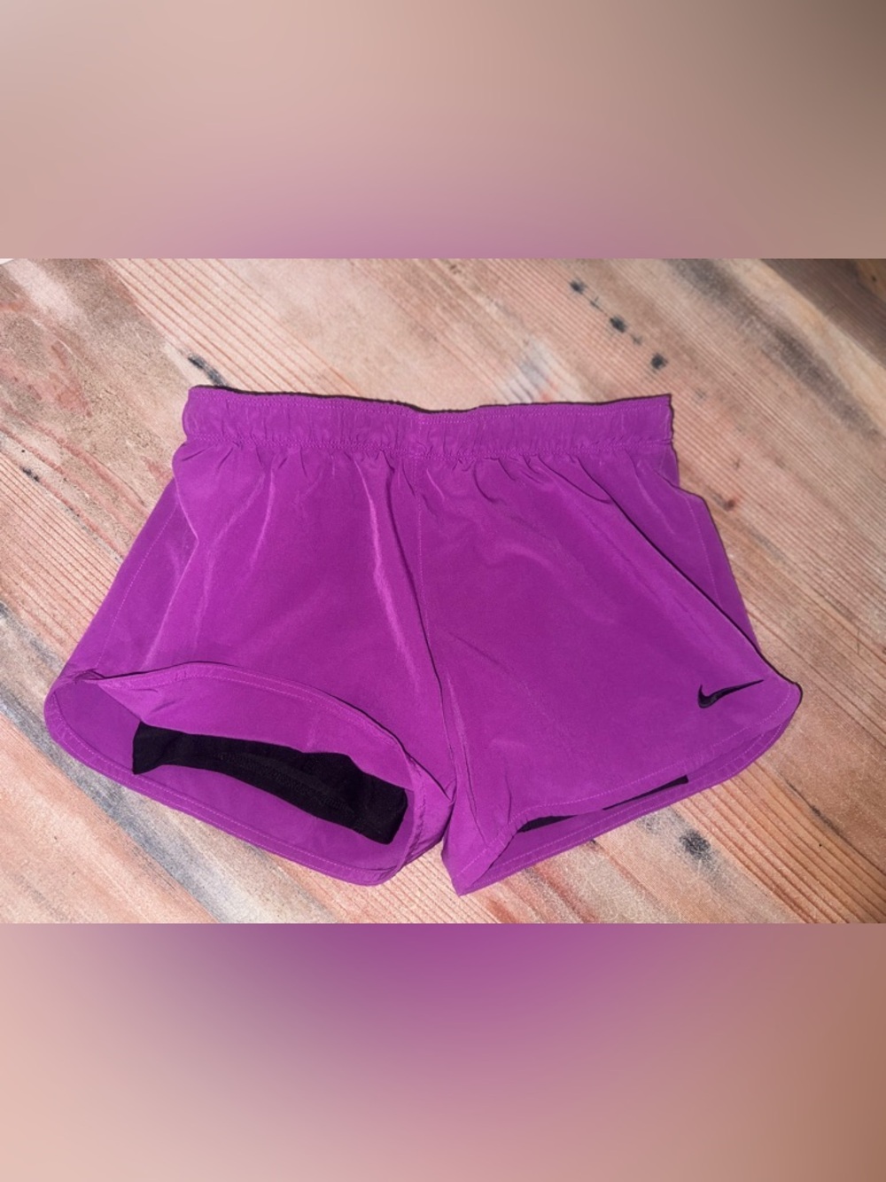 Nike Dri-Fit Women's Athletic Workout Running Shorts Fuchsia/Purple, Size Small